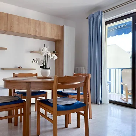 Apartment Poincare 3 - Proche Calme Et Renove A Juan Les Pins